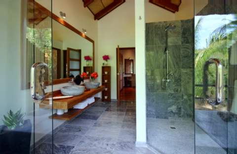 marble bathroom in far east villa