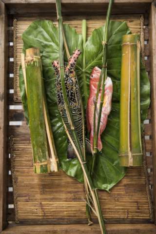 traditional filipino lobster bamboo lunch